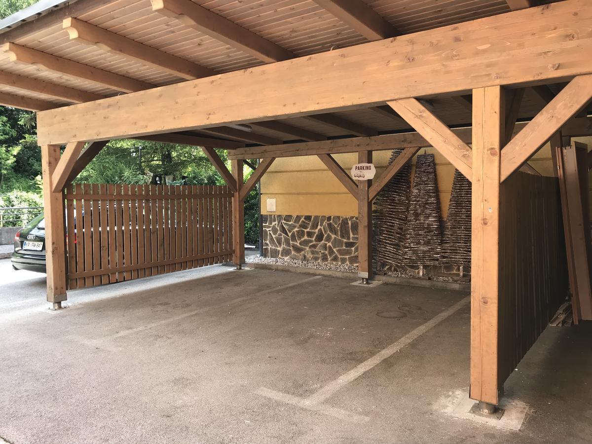 Guest House Ejga Jesenice Zewnętrze zdjęcie
