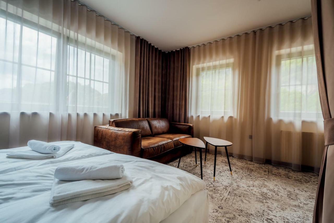 Guest House Ejga Jesenice Zewnętrze zdjęcie